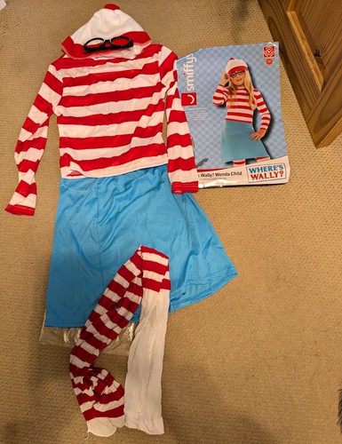 Smiffys where wally wenda - where’s,