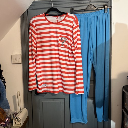 Pcs where wally book - 2,